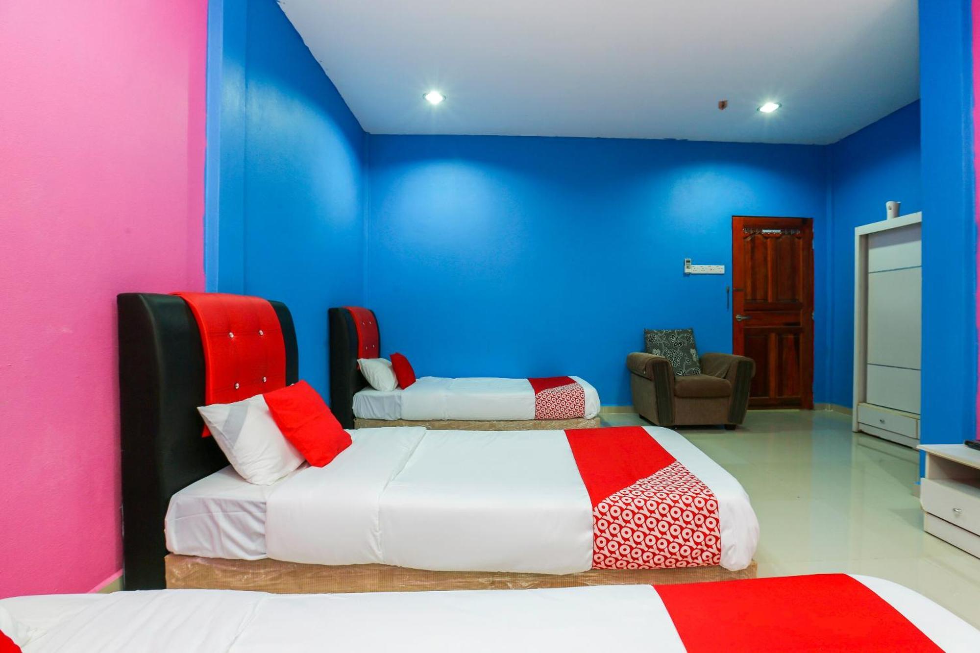 Oyo 89933 Nun Hotel Jeli Экстерьер фото
